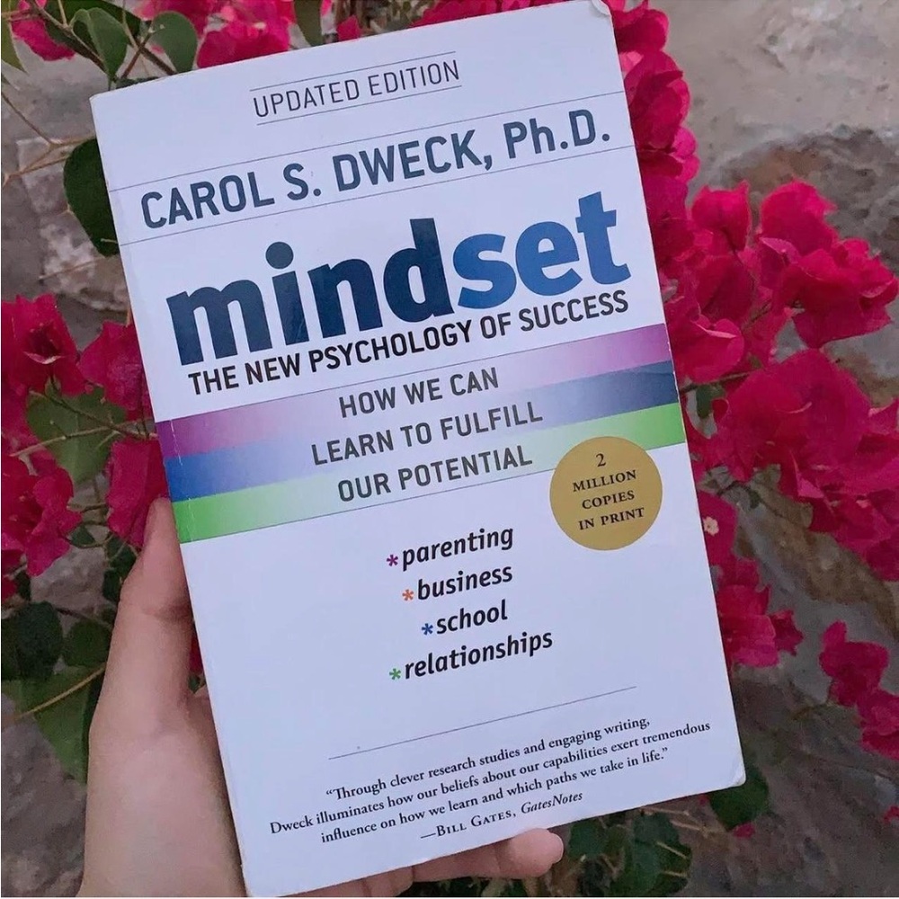 Mindset: The New Psychology of Success Book